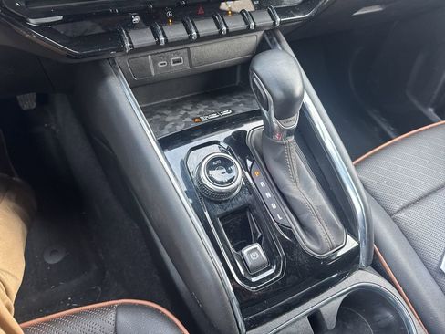 Used 2023 GMC Canyon AT4 w/ AT4 Premium Package image 22