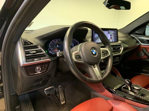 Used 2024 BMW X4 xDrive30i w/ Premium Package AWD/4WD image 16
