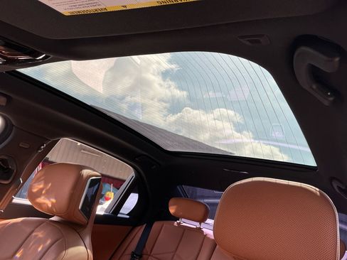 Used 2023 BMW 740i 740i w/ Parking Assistance Package image 29