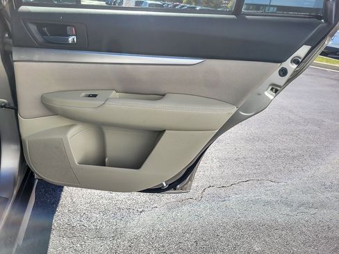 Used 2014 Subaru Outback 2.5i Premium w/ Popular Package #1A image 17