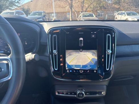 Certified 2023 Volvo C40 P8 Recharge Plus w/ Protection Package Premier image 25