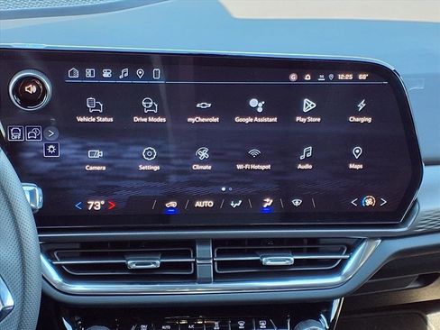 New 2026 Chevrolet Equinox EV LT image 9