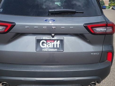 Certified 2025 Ford Escape ST-Line Select AWD/4WD image 27