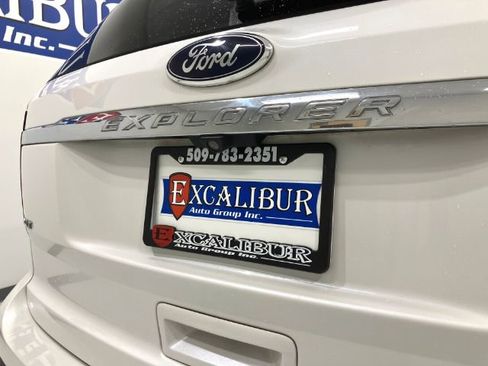 Used 2014 Ford Explorer XLT w/ Equipment Group 201A image 16