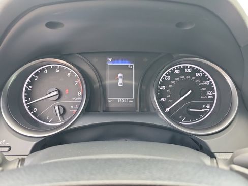 Used 2024 Toyota Camry SE FWD image 21