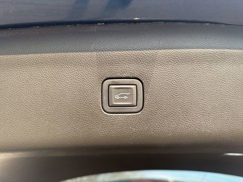 Certified 2023 Buick Enclave Essence FWD image 14