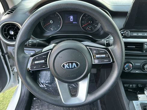 Used 2021 Kia Forte LXS image 31