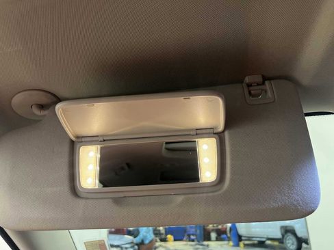 Used 2020 Chevrolet Traverse High Country image 33