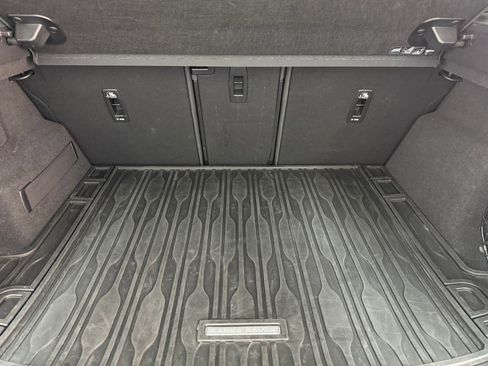 Used 2024 Land Rover Range Rover Evoque S image 31