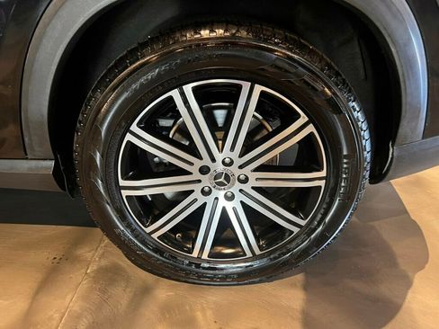 Used 2024 Mercedes-Benz GLE 350 4MATIC image 12