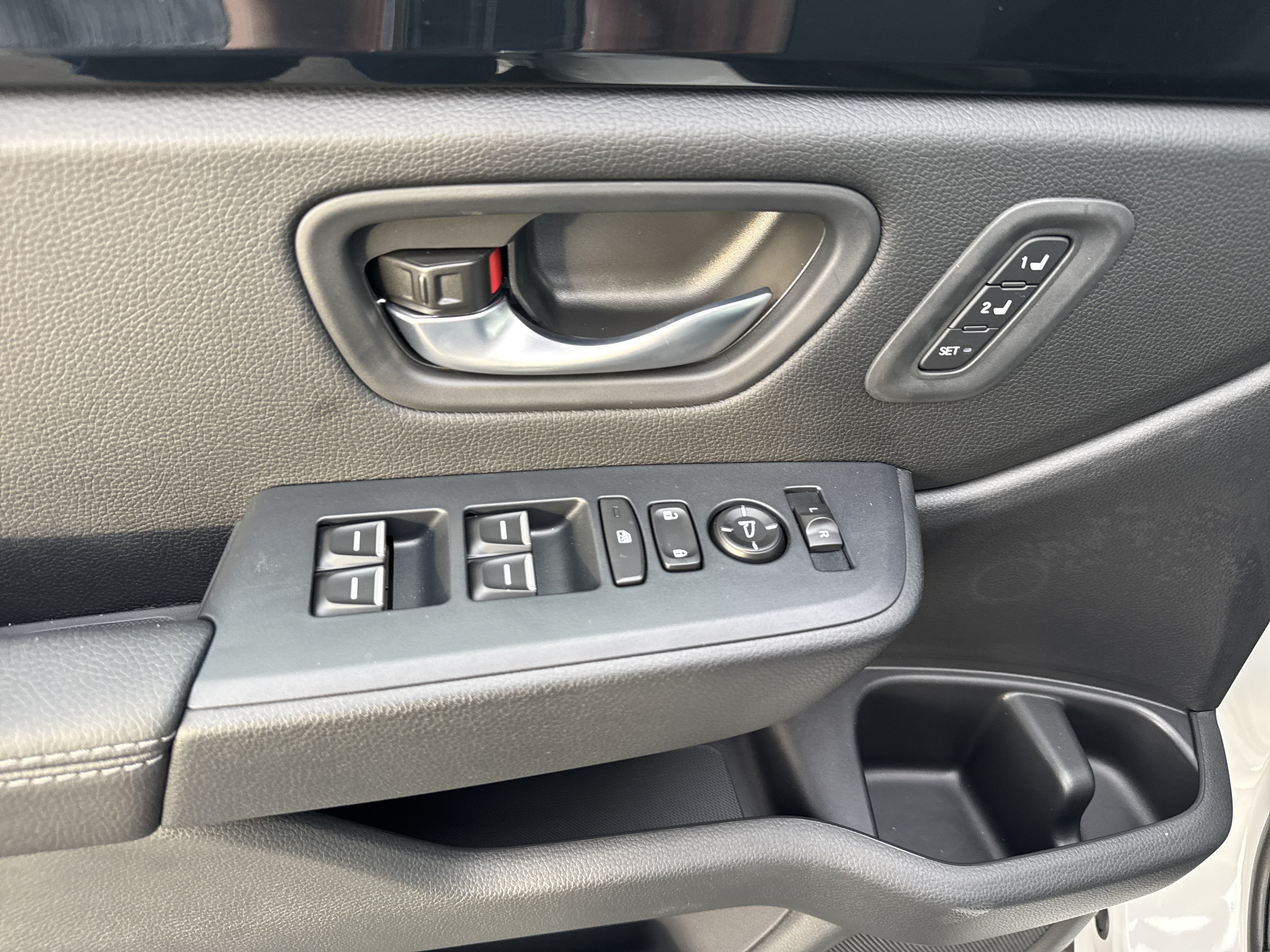 New 2026 Honda Pilot EX-L image 8