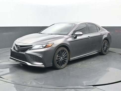 Used 2022 Toyota Camry XSE w/ Navigation Package image 8