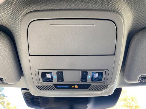 Certified 2022 Ford Explorer XLT w/ Equipment Group 202A image 60