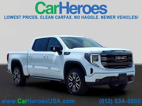 Used 2024 GMC Sierra 1500 AT4 w/ Technology Package AWD/4WD image 1