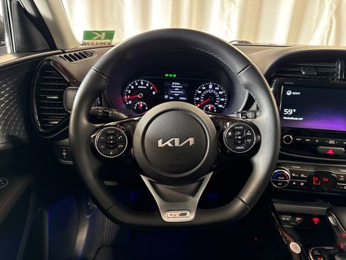 Certified 2022 Kia Soul GT-Line FWD image 21