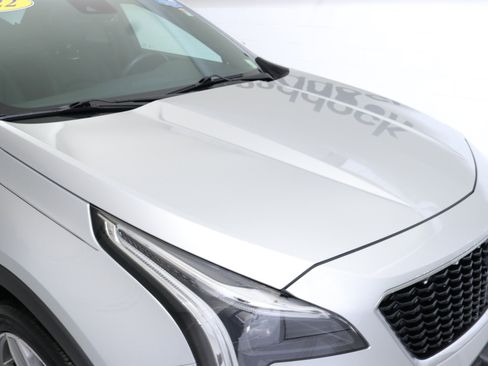 Used 2022 Cadillac XT4 Sport w/ Cold Weather Package image 12