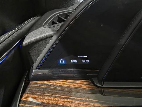 Used 2021 Cadillac Escalade ESV Premium Luxury w/ Driver Assist Tech Package image 25