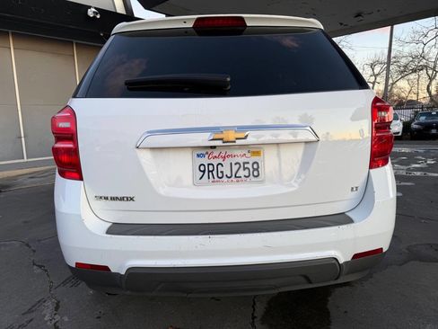 Used 2017 Chevrolet Equinox LT w/ Convenience Package image 26