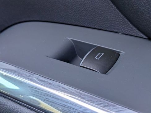 New 2026 Chevrolet Traverse RS image 38