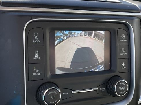 Used 2024 RAM 1500 Classic SLT image 17