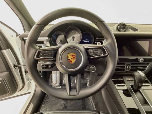 Certified 2026 Porsche Macan S AWD/4WD image 15