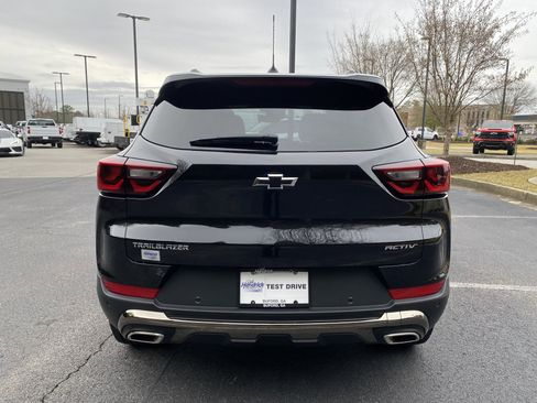 Used 2025 Chevrolet TrailBlazer ACTIV w/ Convenience Package image 8