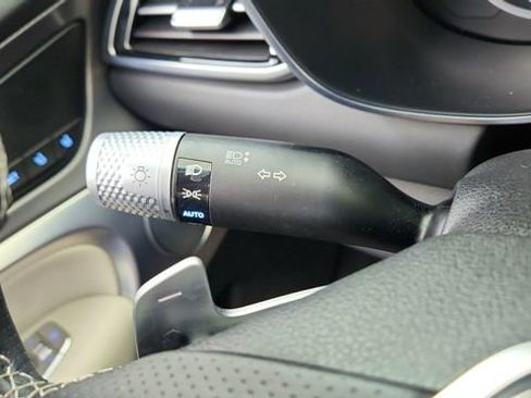 Used 2025 Genesis G70 3.3T Advanced image 42