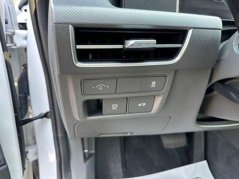 Used 2025 Hyundai Sonata SEL FWD image 21