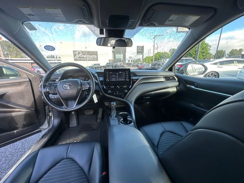 Used 2021 Toyota Camry SE FWD image 28