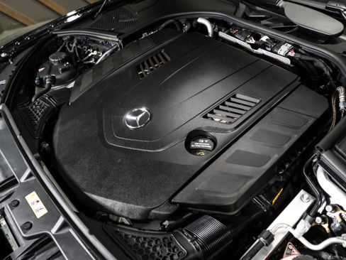 Used 2025 Mercedes-Benz S 580 S 580 4MATIC image 25