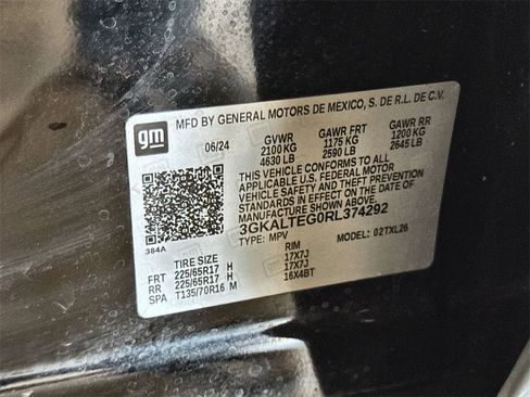 Used 2024 GMC Terrain SLE image 32