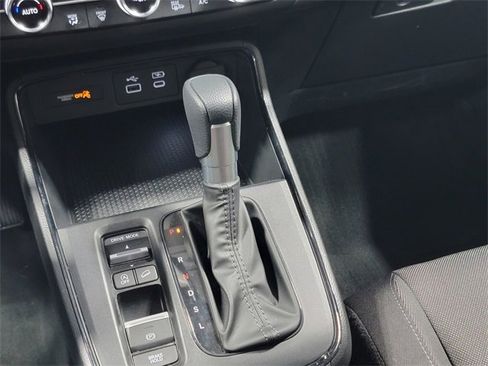 Certified 2025 Honda CR-V EX image 22