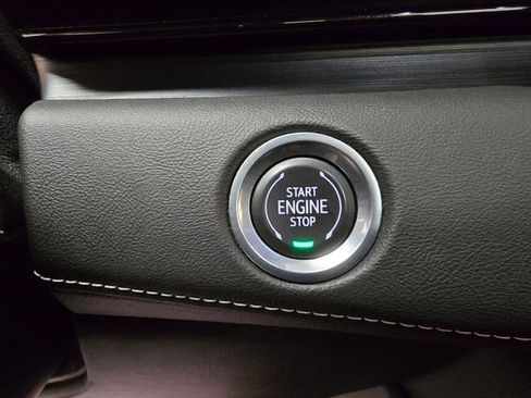 Used 2021 Cadillac Escalade Sport w/ Driver Assist Tech Package image 24