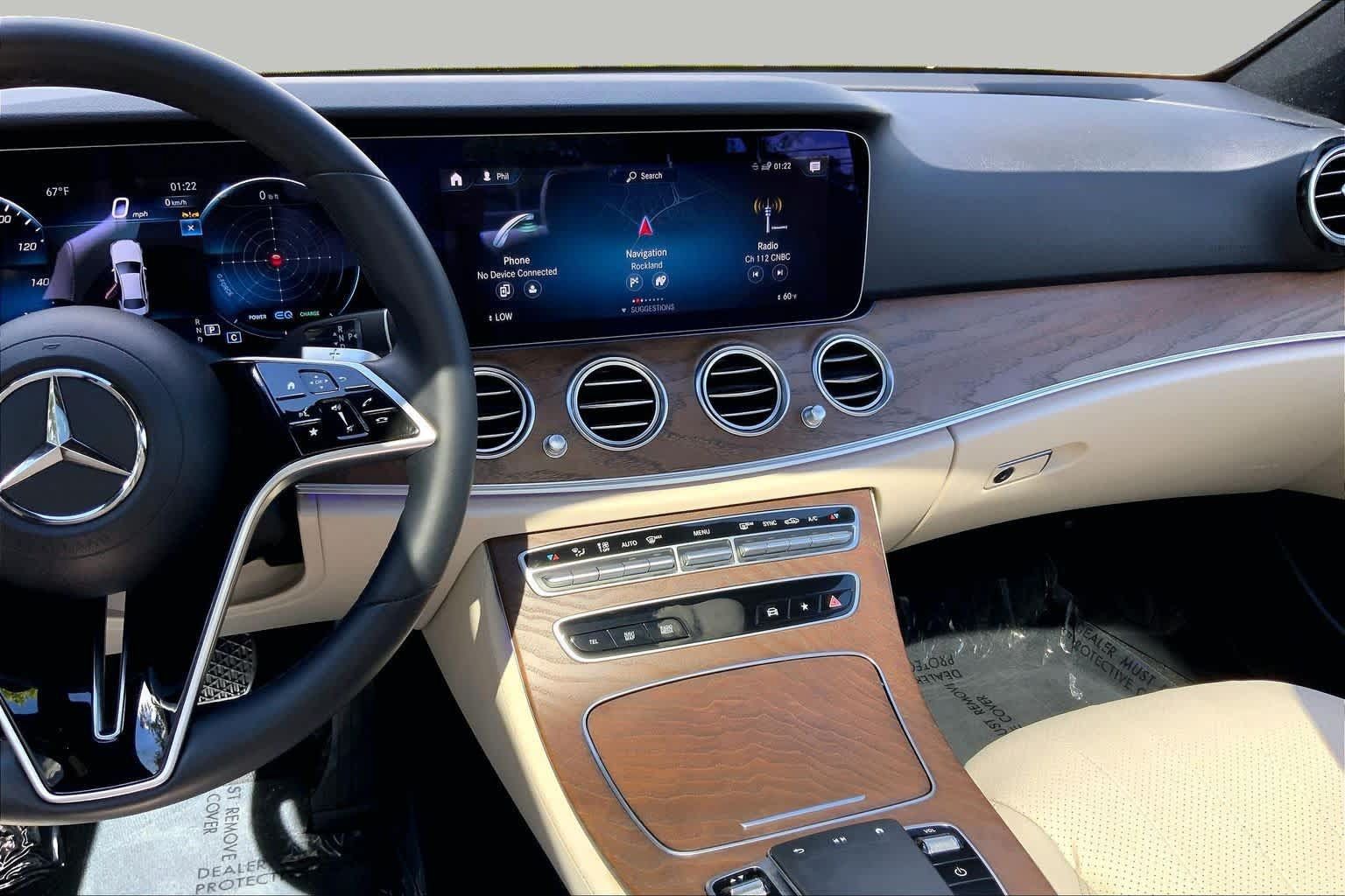 Used 2023 Mercedes-Benz E 450 4MATIC Sedan image 7