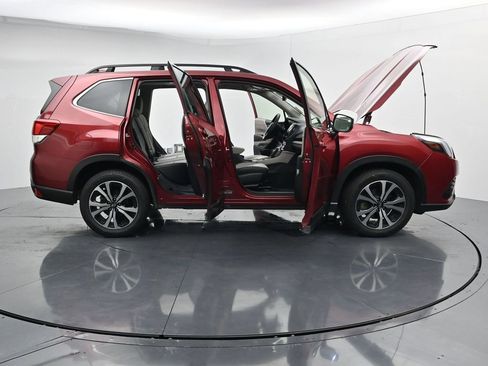 Used 2023 Subaru Forester Limited w/ Popular Package #2 AWD/4WD image 41