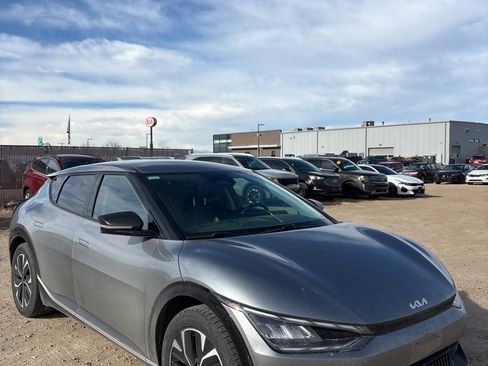 Used 2022 Kia EV6 Wind image 7