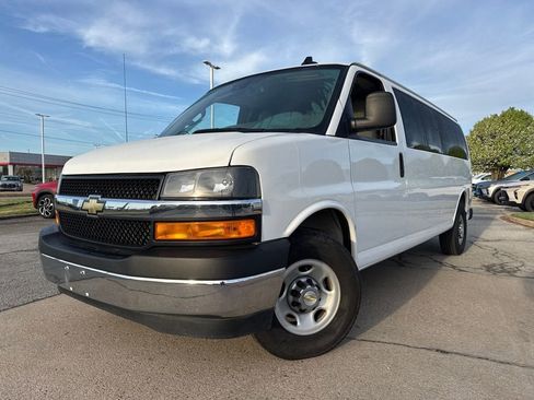 Used 2024 Chevrolet Express 3500 LT w/ LT Preferred Equipment Group RWD image 1