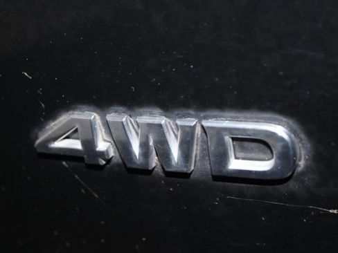 Used 2019 Nissan Pathfinder S image 5