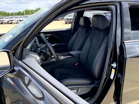 Used 2025 Acura ADX A-Spec image 8