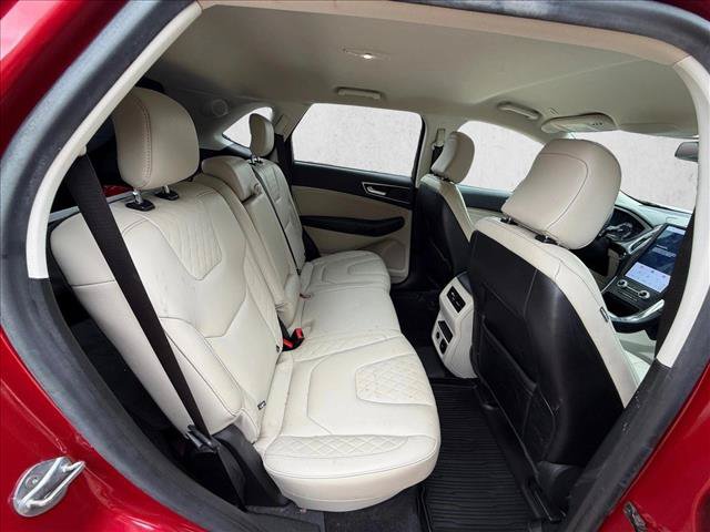 Used 2023 Ford Edge Titanium AWD/4WD image 19