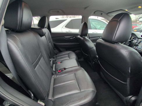 Used 2015 Nissan Rogue SL image 21