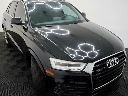 Used 2017 Audi Q3 2.0T Prestige w/ Prestige Package image 10