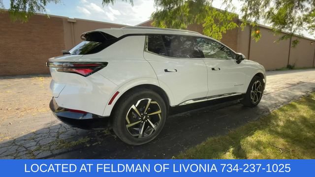 Certified 2024 Chevrolet Equinox EV LT FWD image 8