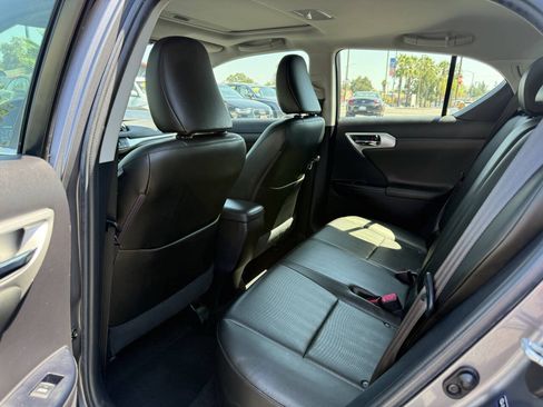Used 2012 Lexus CT 200h Premium FWD image 11