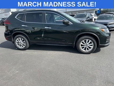 Used 2019 Nissan Rogue SV image 5