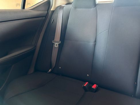 Used 2025 Nissan Sentra S image 33