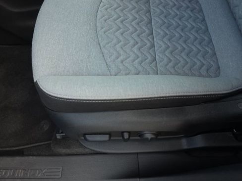 Used 2024 Chevrolet Equinox LS w/ LS Convenience Package image 14