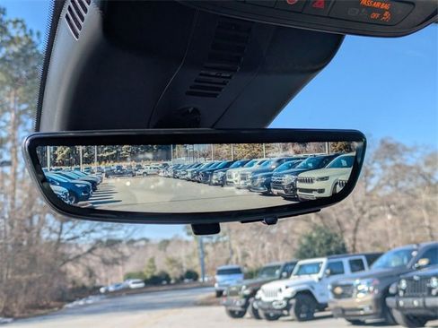 New 2026 Chevrolet Traverse LT w/ Sun and Wheel Package image 24