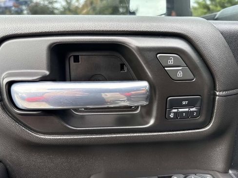 Used 2021 GMC Sierra 3500 Denali w/ Denali Ultimate Package image 24