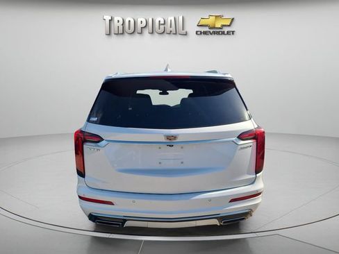 Used 2023 Cadillac XT6 Luxury FWD image 4